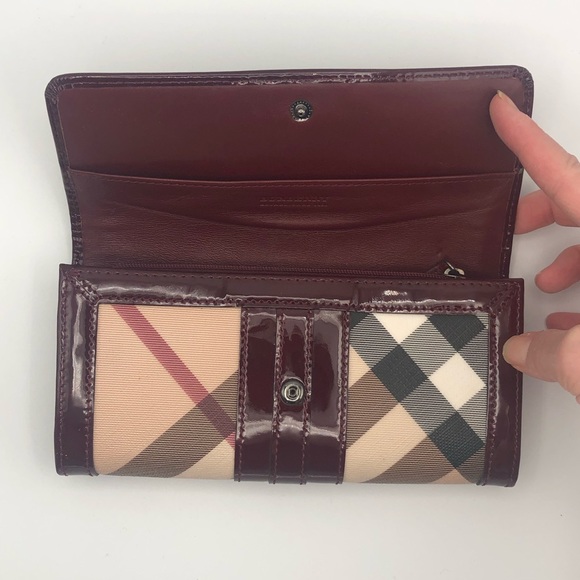 CLASSIC BURGUNDY RED BURBERRY WALLET - Picture 6 of 14